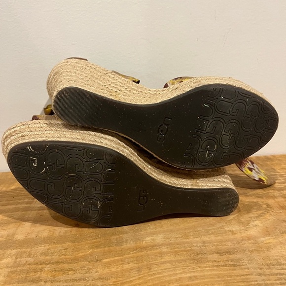 Ugg Womens‎ Lucianna yellow and brown heel wedges - Picture 6 of 9